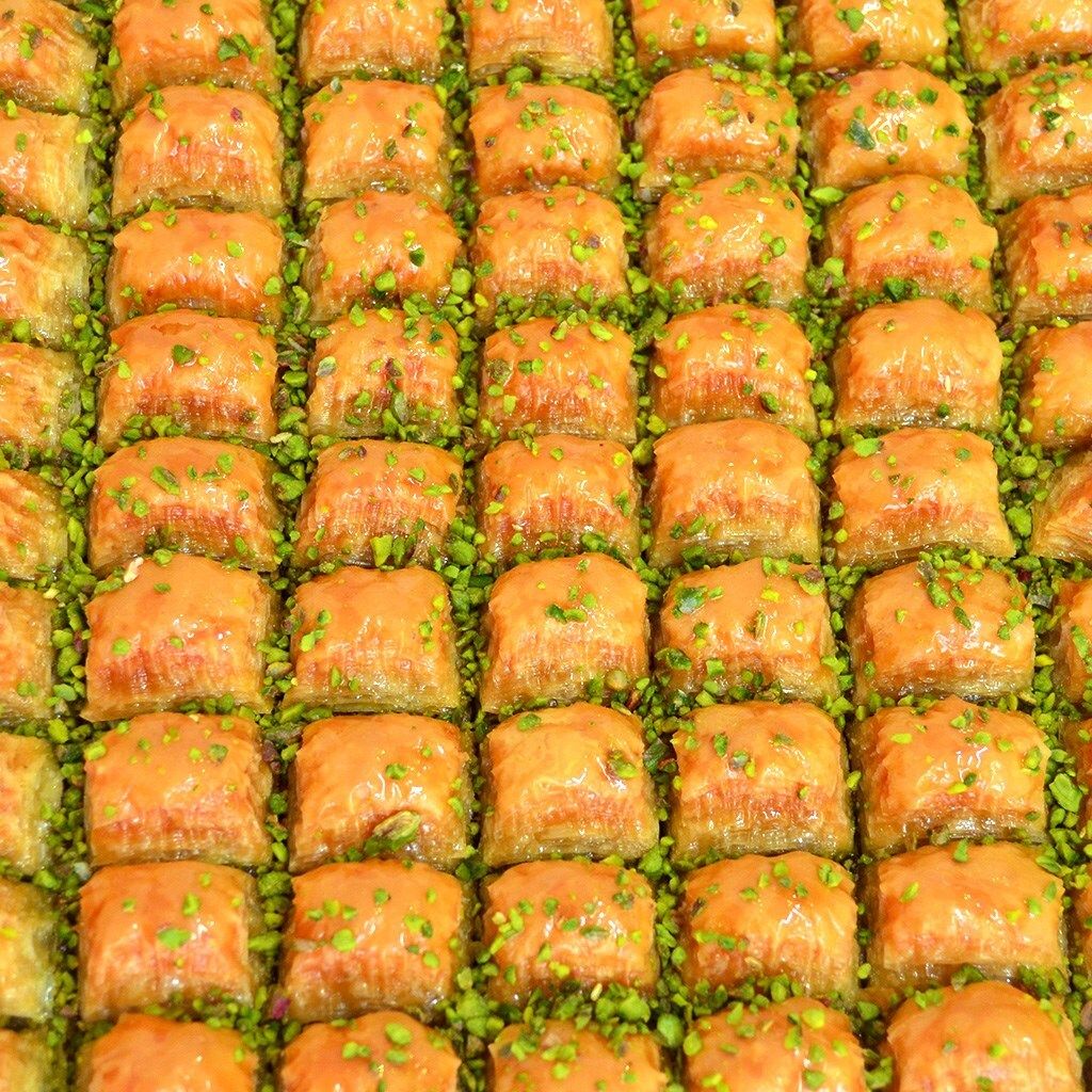 Fıstıklı Tereyağlı Cimcik (Tepsi)
