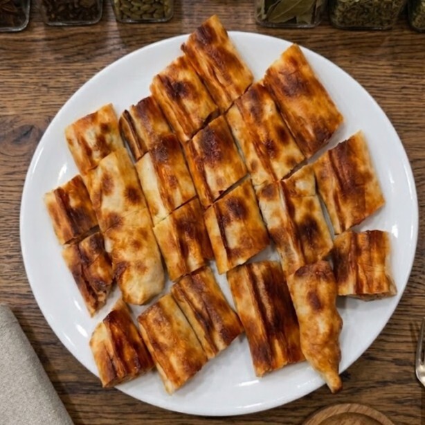 Kıymalı Pide (Kapalı)