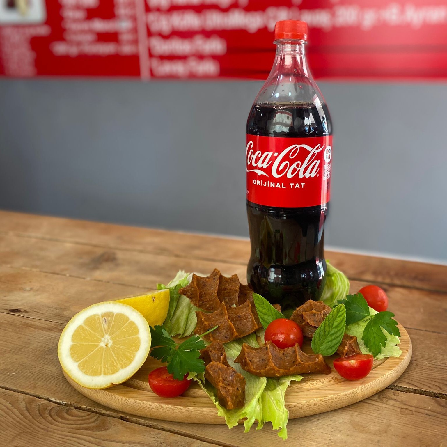 Fırsat Ürün 500 gr Çiğ Köfte + Coca Cola 1 lt