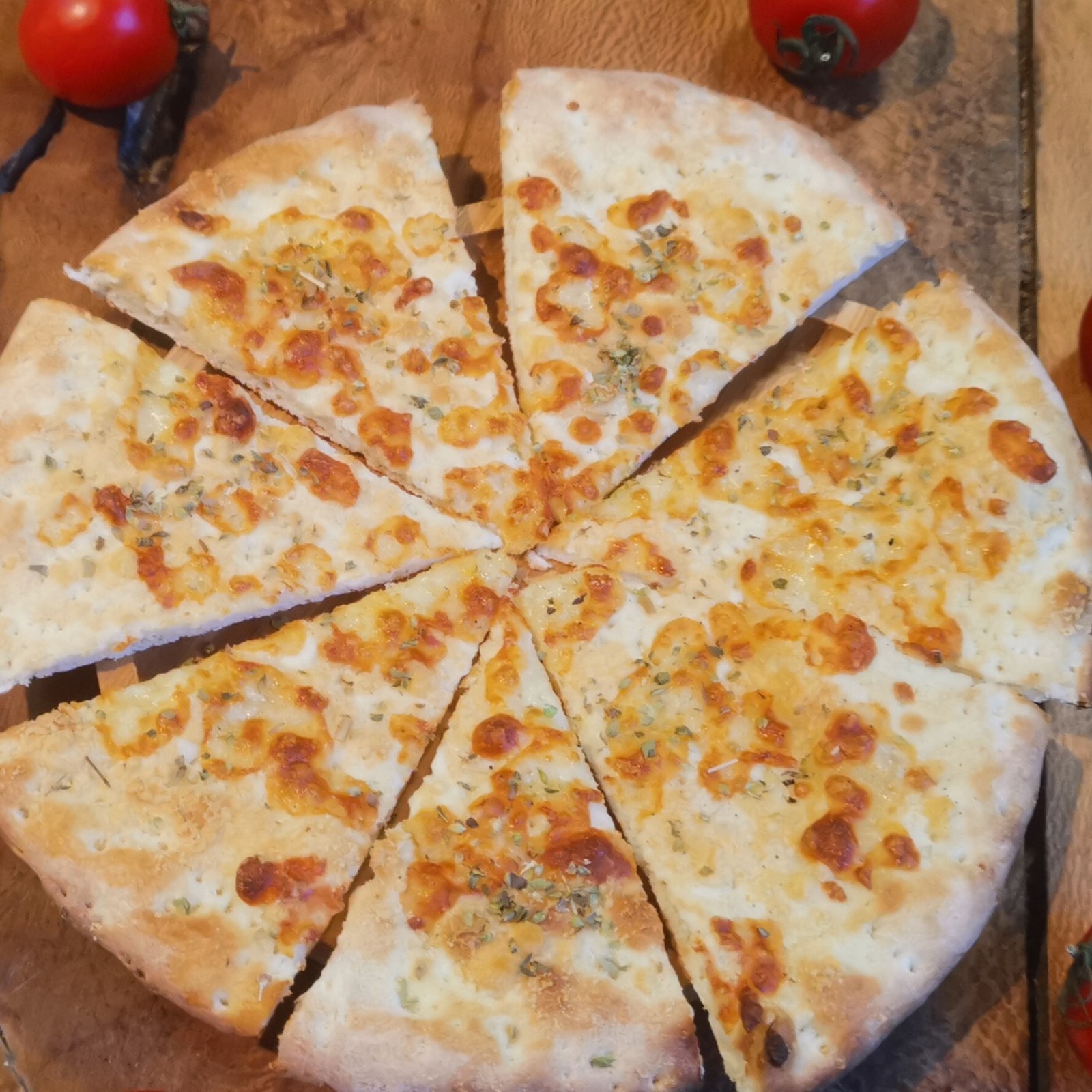 Focaccia Parmigiano 8 Dilim (İtalyan Ekmeği)