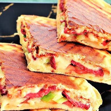 Bazlama Karışık Tost
