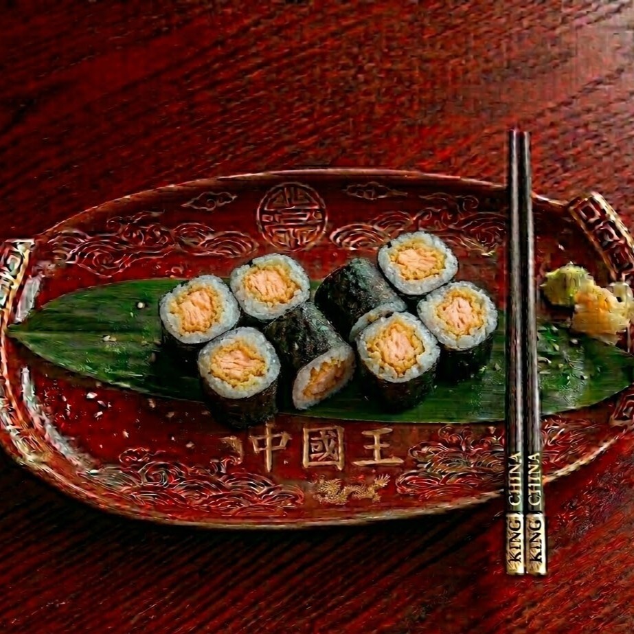Sake Tempura Maki (8 pcs.)