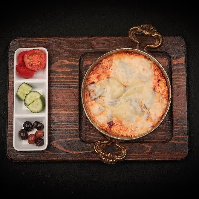 Sucuklu Kaşarlı Menemen