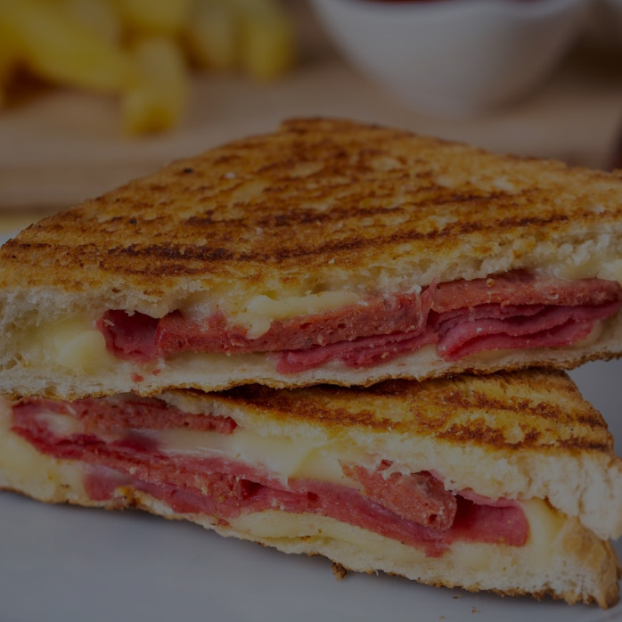 Ayvalık Tost
