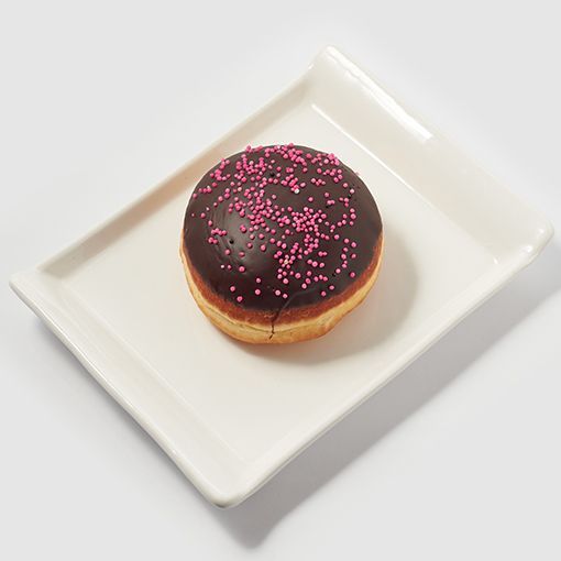 Çikolata Kaplı Çilekli Donut