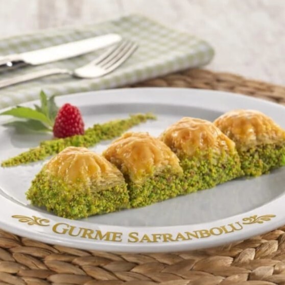 Fıstıklı Kuru Baklava (500 gr.)