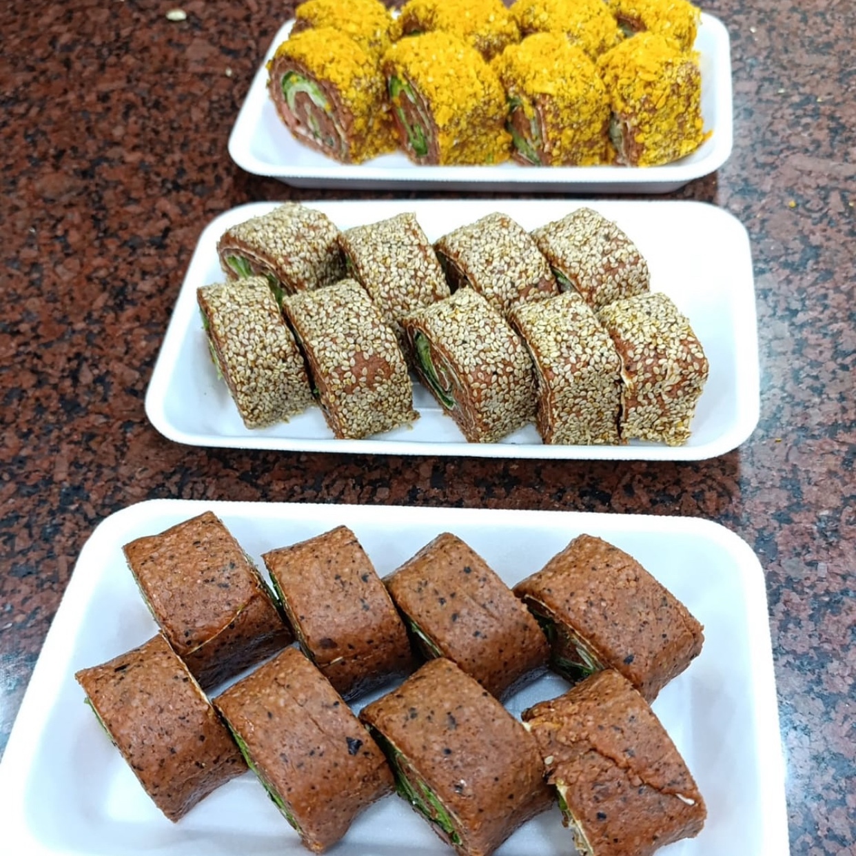 Geniş Aile boyu Özel Kahta ROLL (suşi)