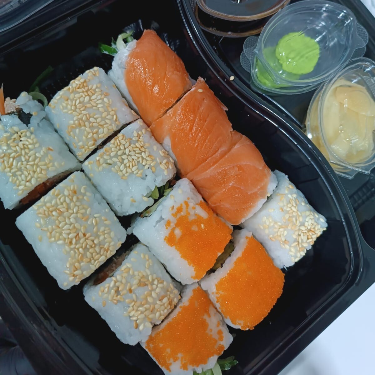 İroiro Roll (12 Adet)