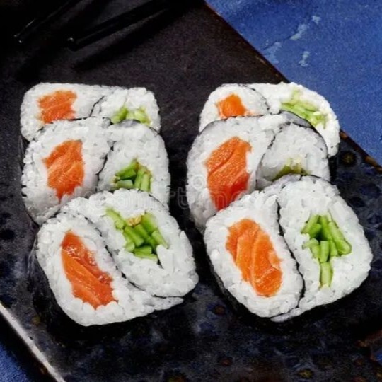 Yin Yang Somon Salatalık (8 Parça)