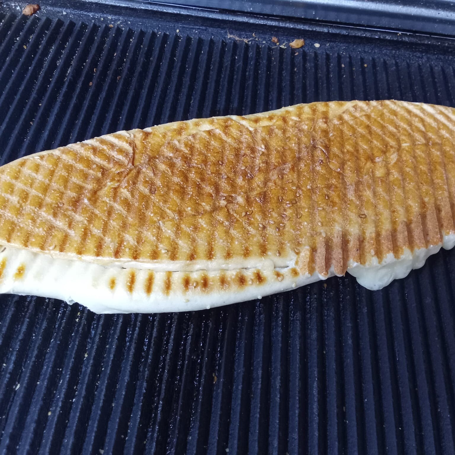 Tam Ekmek Arası Karışık Tost