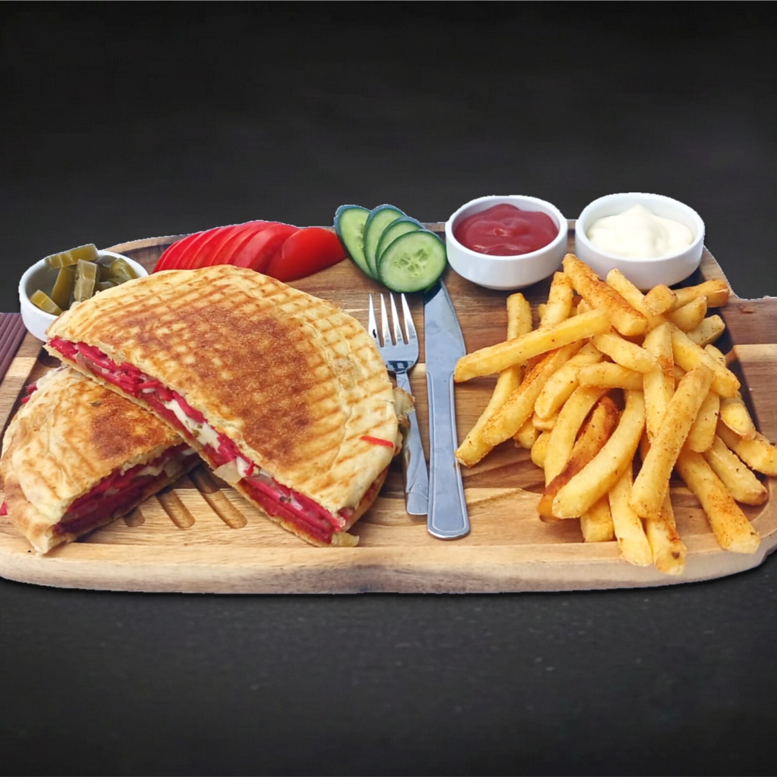 Süper Karışık Bazlama Tost Menü