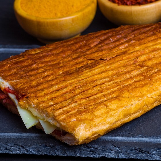 Çift Kaşarlı Karışık Tost