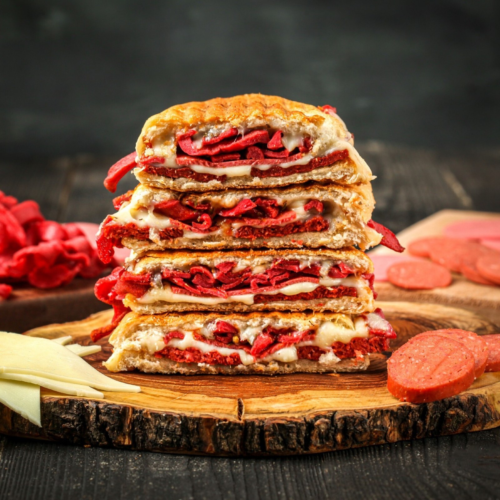 Pastırmalı Atom Tost