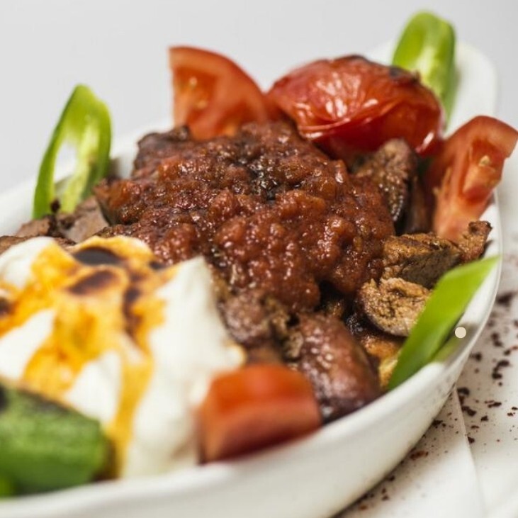 Yoğurtlu Kebap (Şiş)