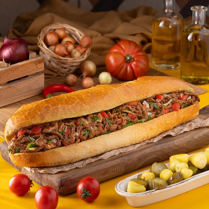 Large Somun Ekmek Arası Et Tantuni