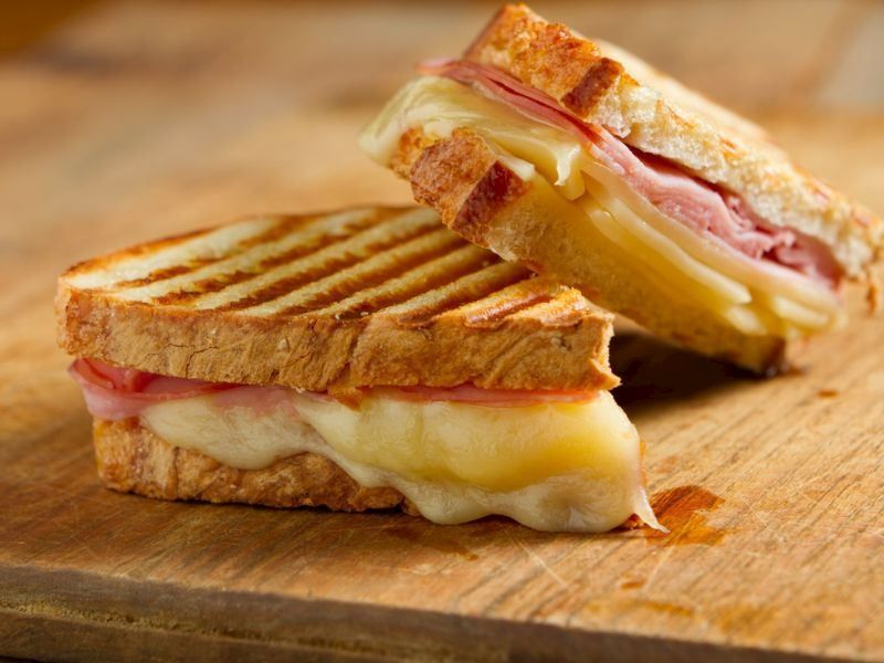 Bütün Ekmek Tost