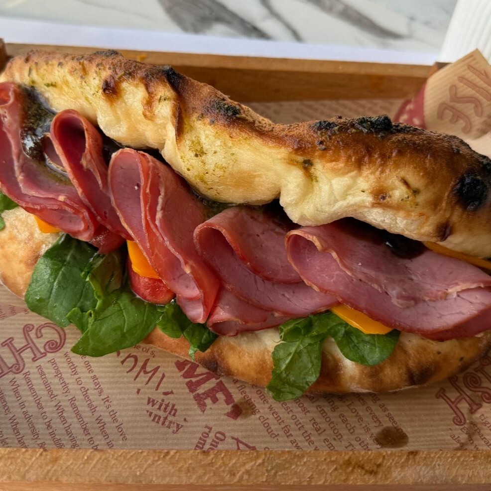 Mega Rose Beef 490Sandwich