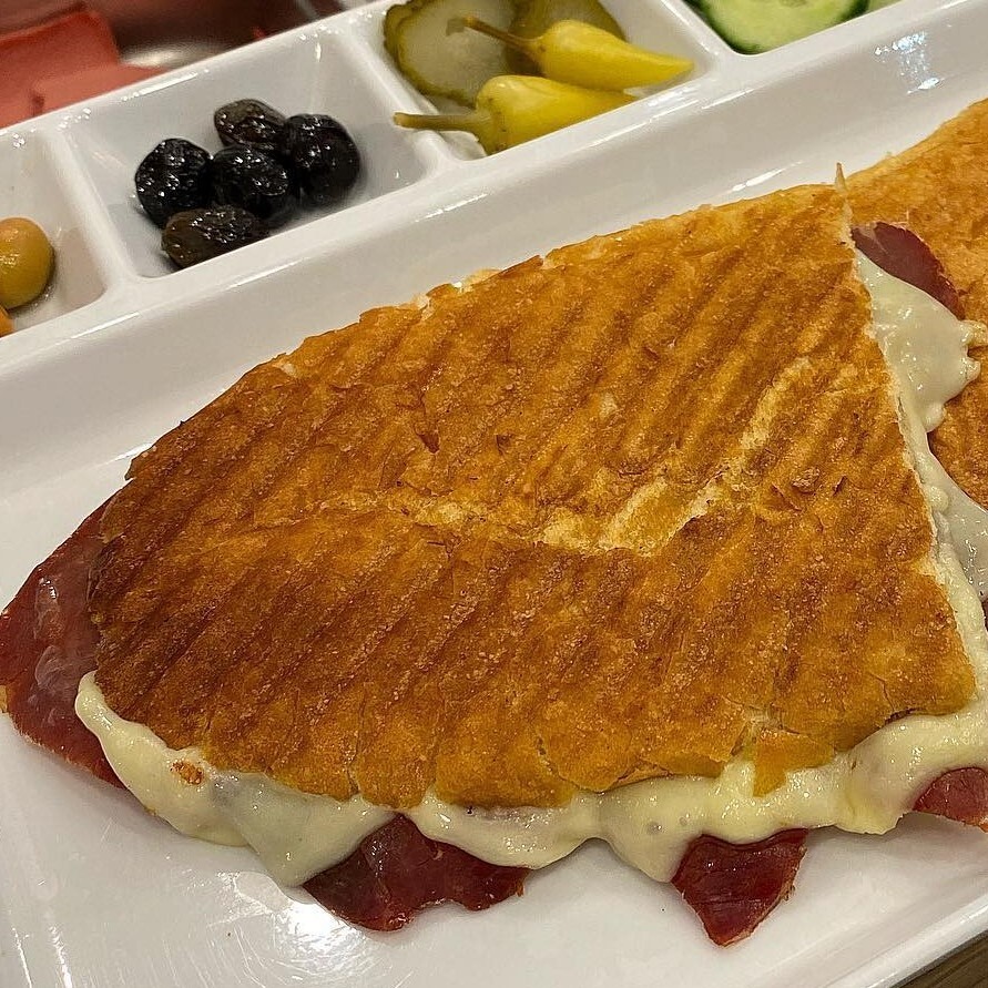 2'Lİ MİX Bütün Ekmek Sucuklu Sanayi Tostu