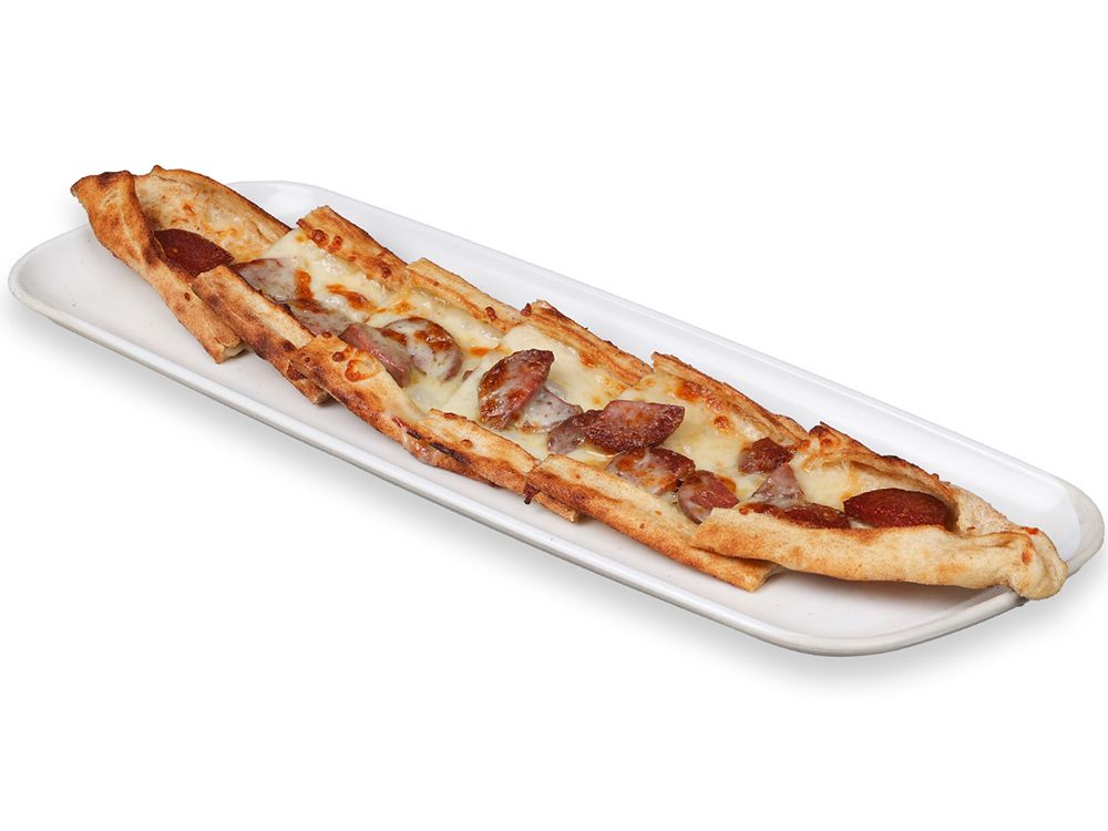 Sucuklu Kaşarlı Pide