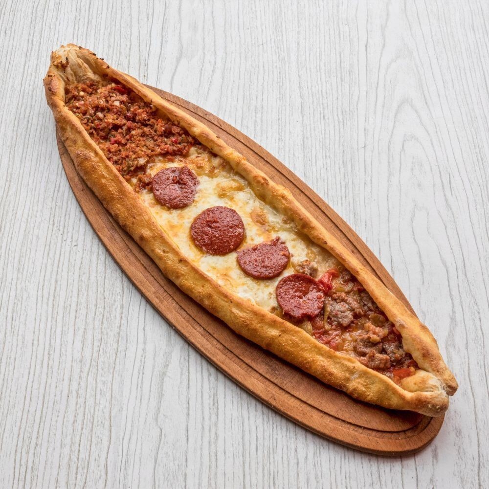 Kıymalı Karışık Pide