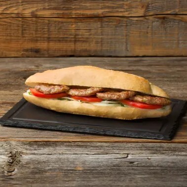 Yarım Ekmek Arası Izgara Köfte