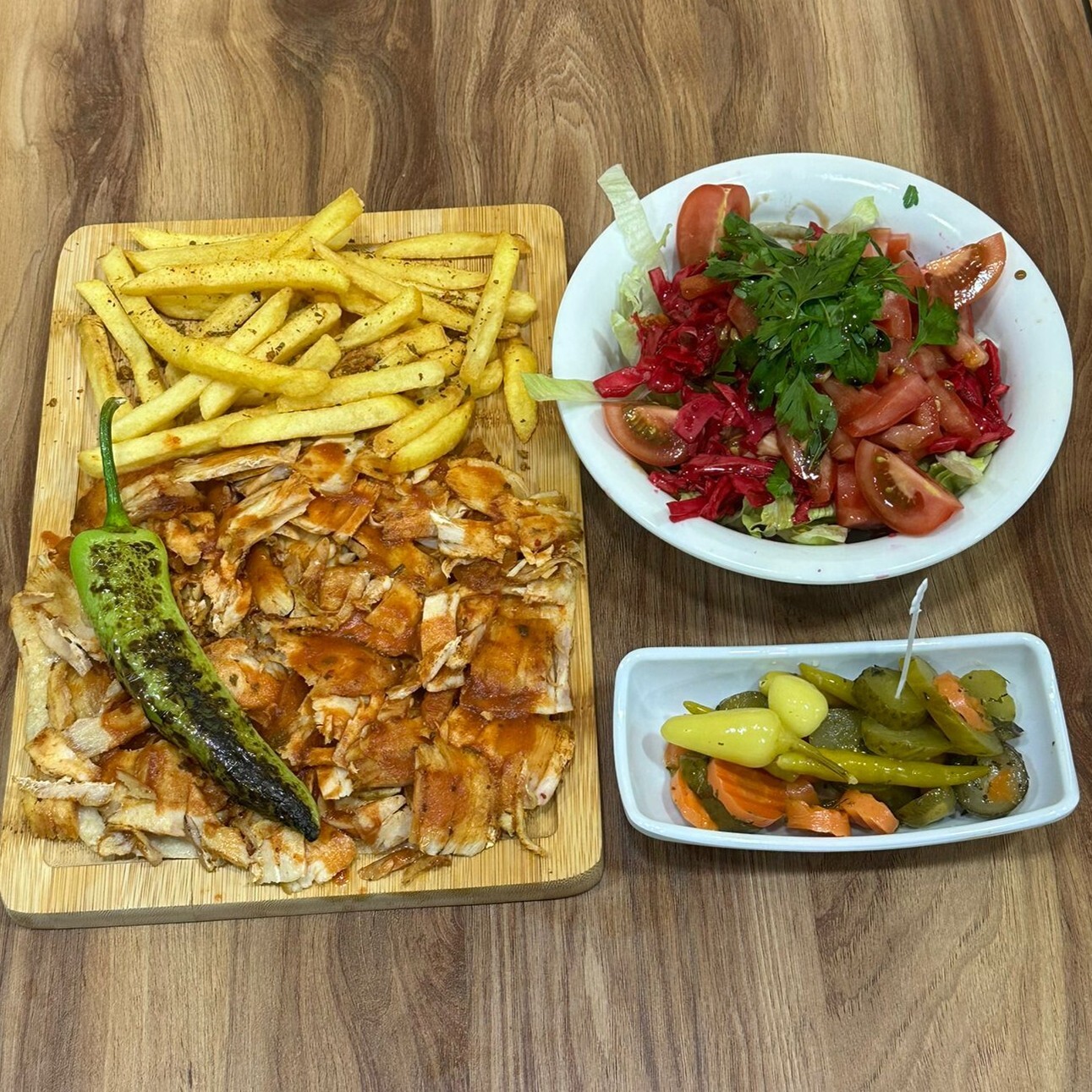 Tavuk Servis