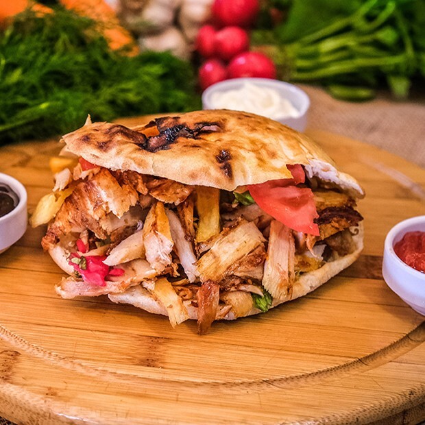 Tombik Ekmek Arası Tavuk Döner (150 gr)