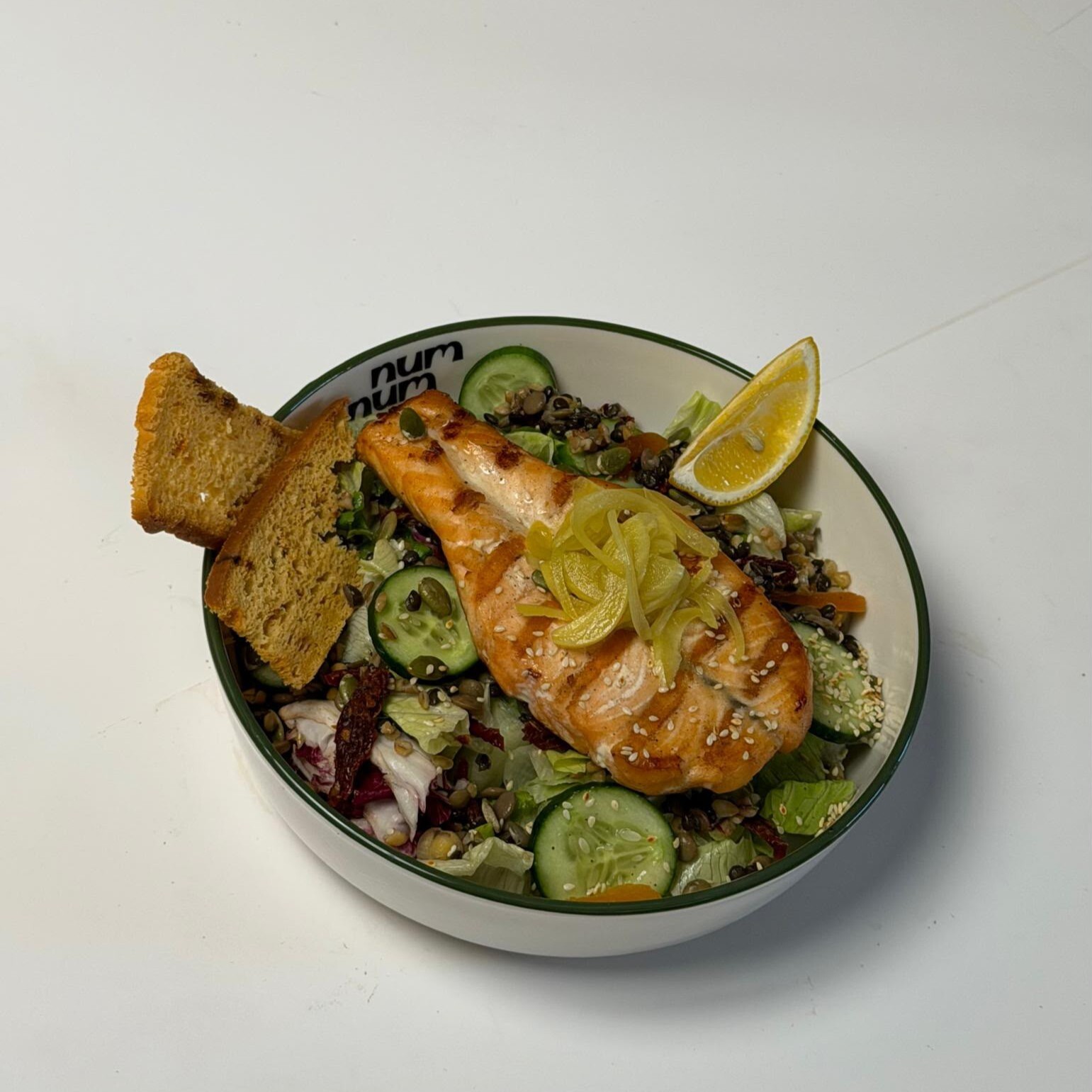 Somon Salata