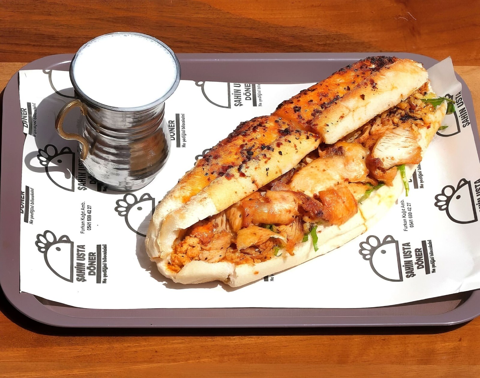 Ekmek Arası Tavuk Döner