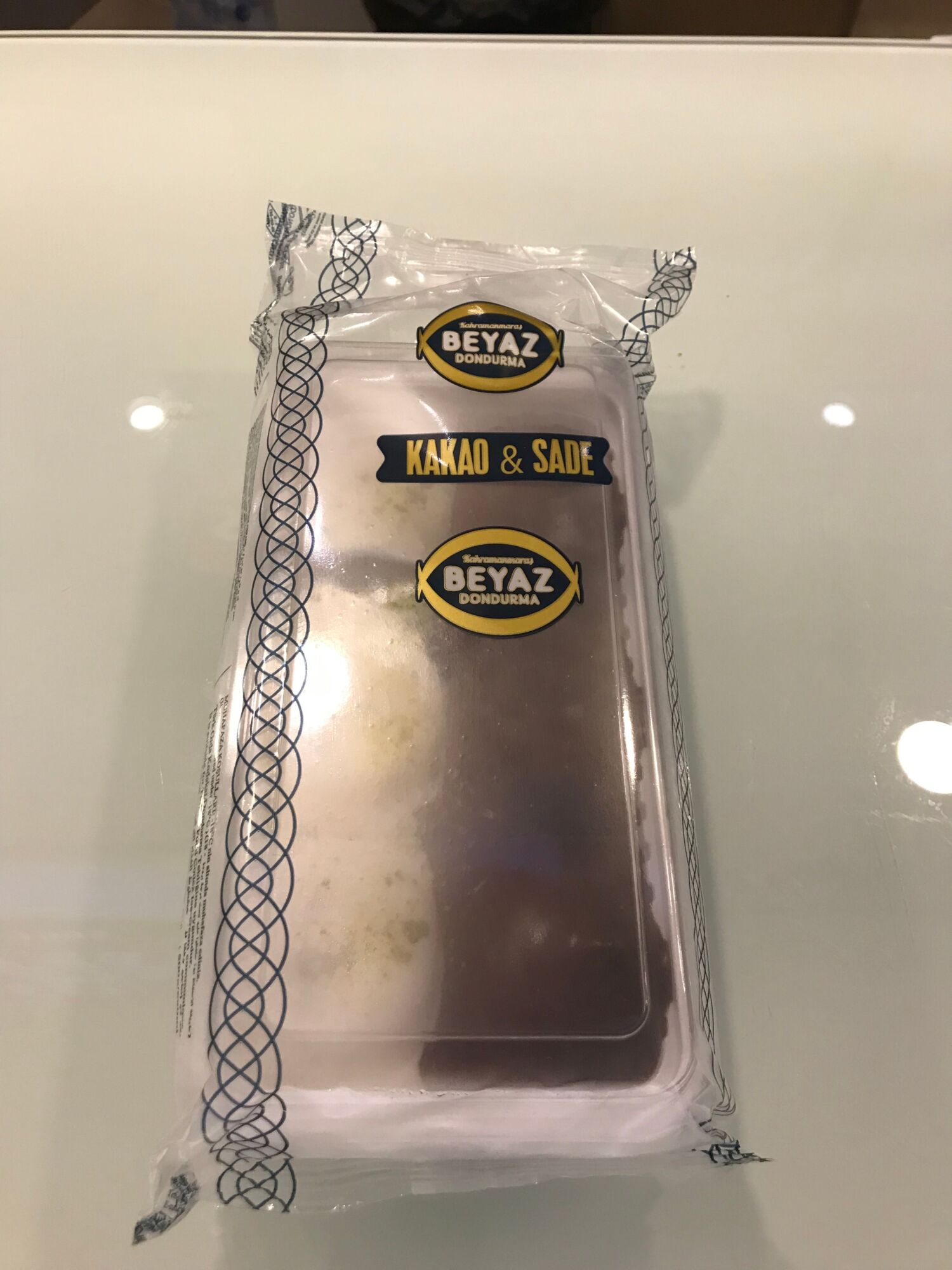 Sade ve Çikolatalı Dondurma (480 gr.)