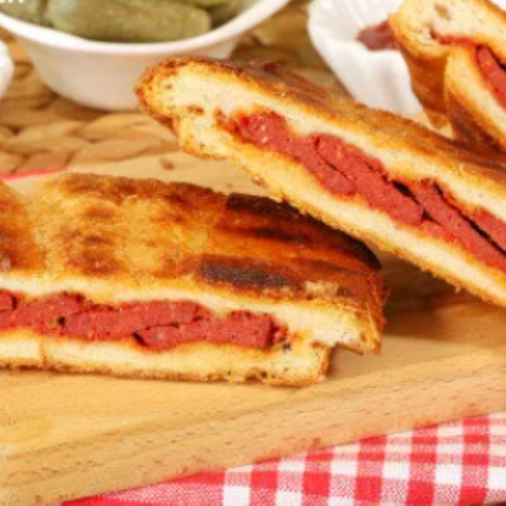Sucuklu Tost