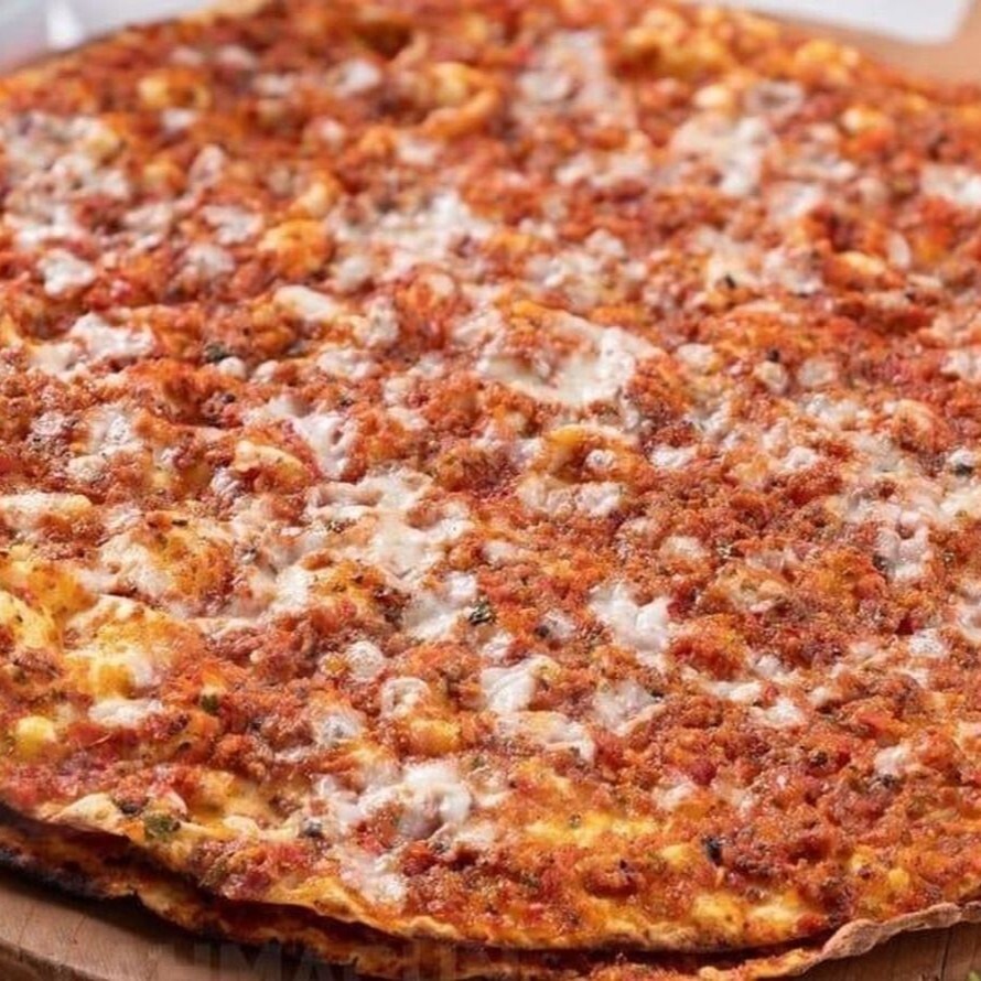 Kaşarlı Lahmacun