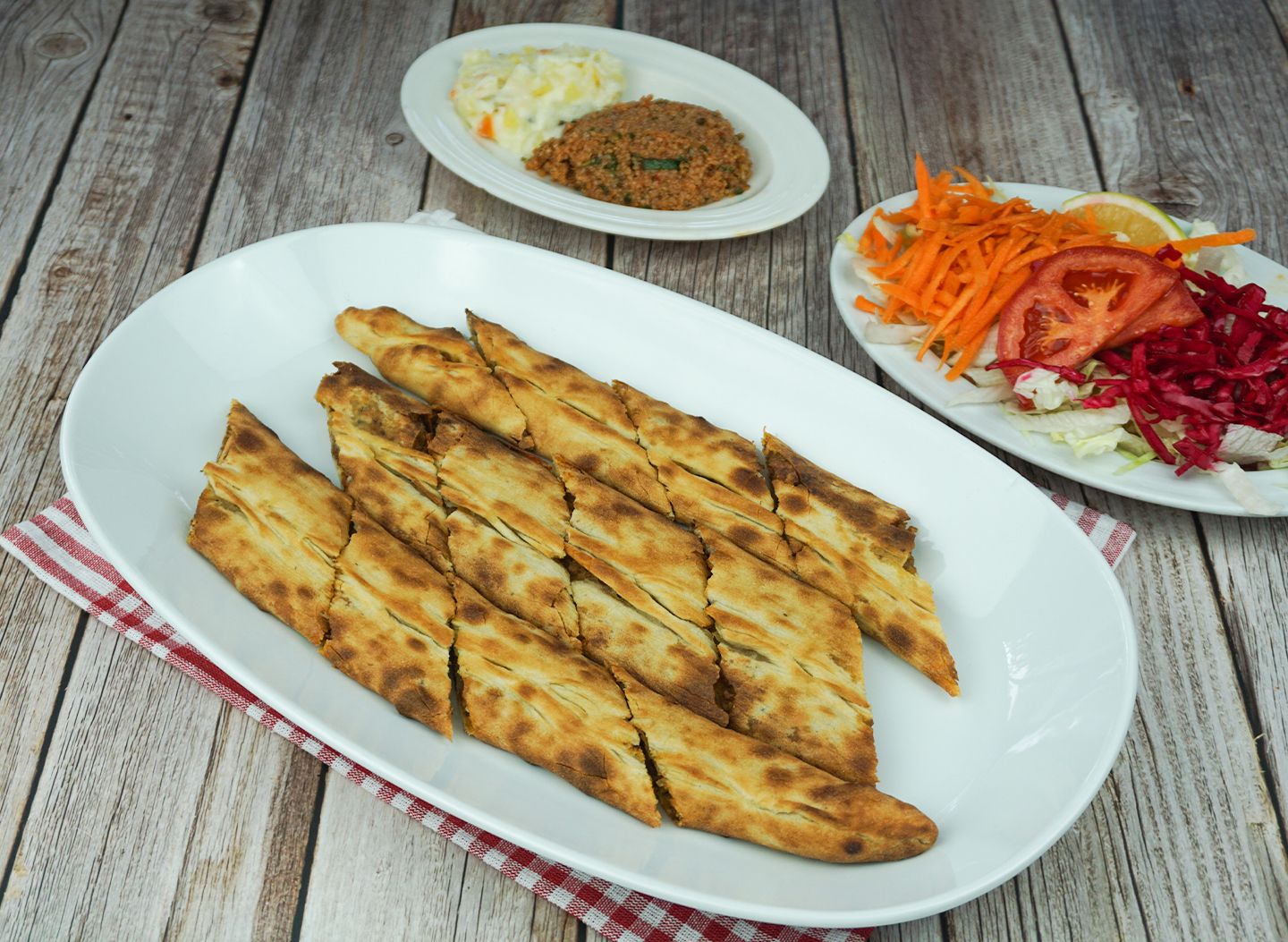 Tavuklu Pide (Standart) (Kapalı)