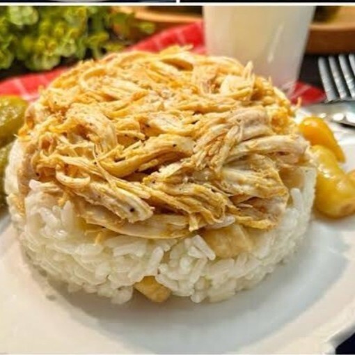 Pilav Üstü Köri Soslu Tavuk
