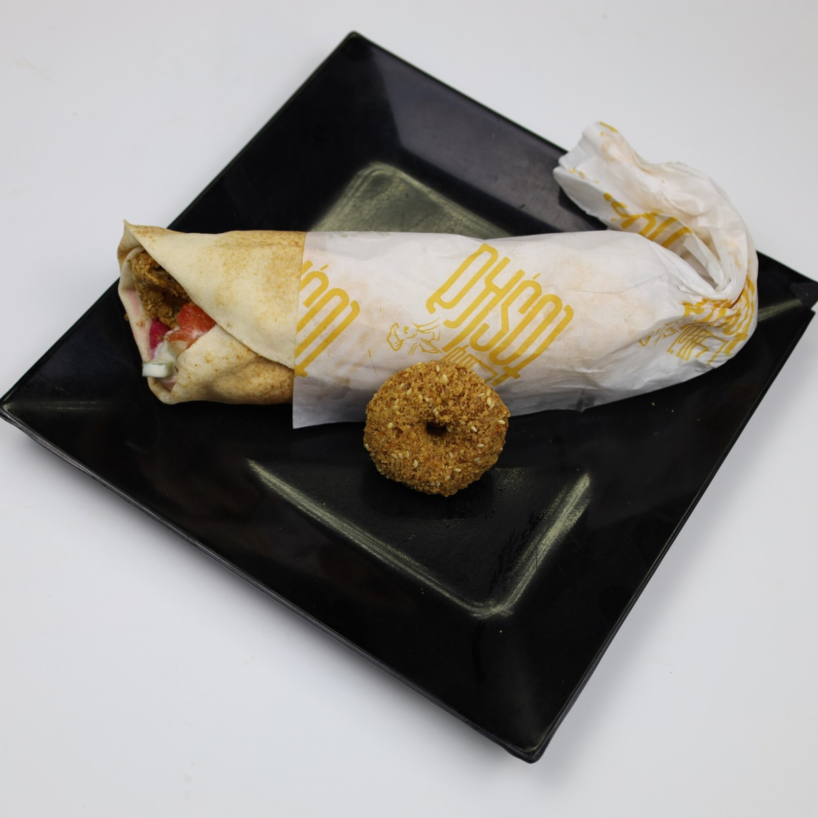 Lavaş Ekmeğine Falafel Dürüm