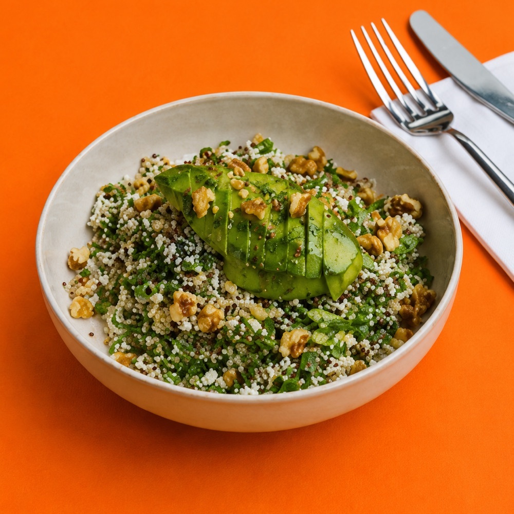 Lor Peynirli Kinoalı Salata