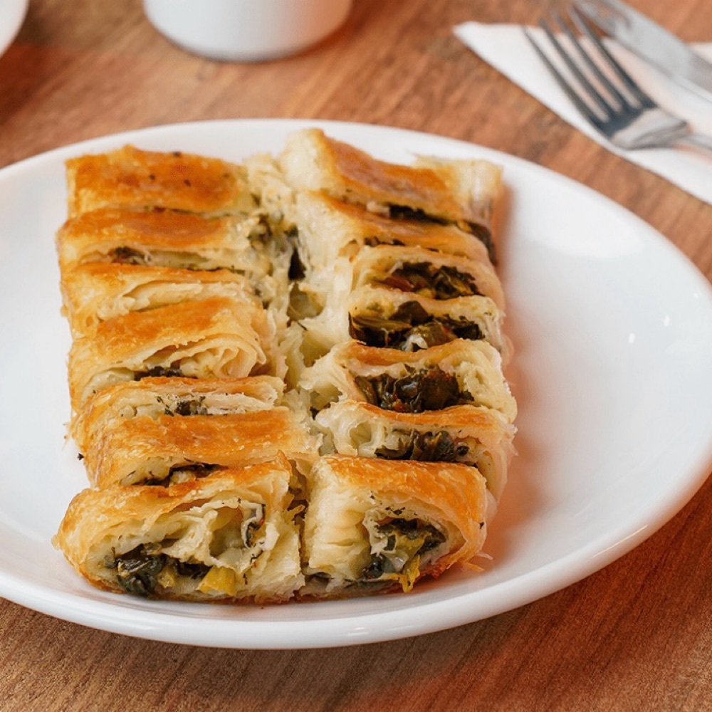 Ispanaklı Kol Böreği
