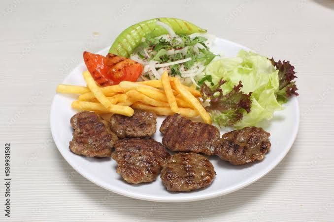 Köfte Servis