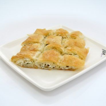 Peynirli Kol Böreği