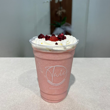 Çilekli Milkshake