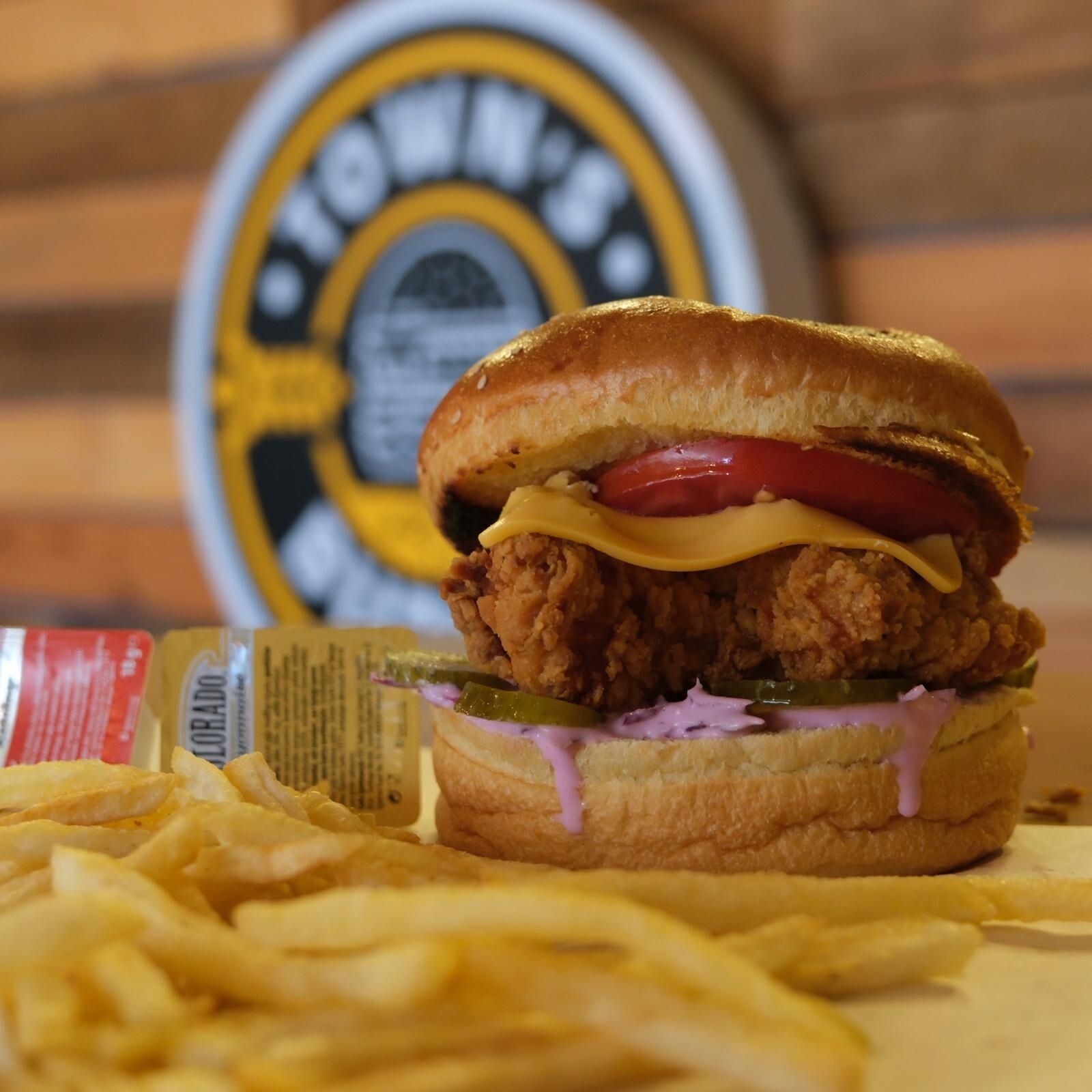 Çıtır Fileto Burger Menü