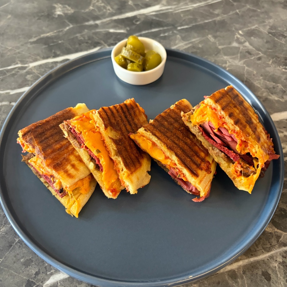 Rüstem Atom Tost