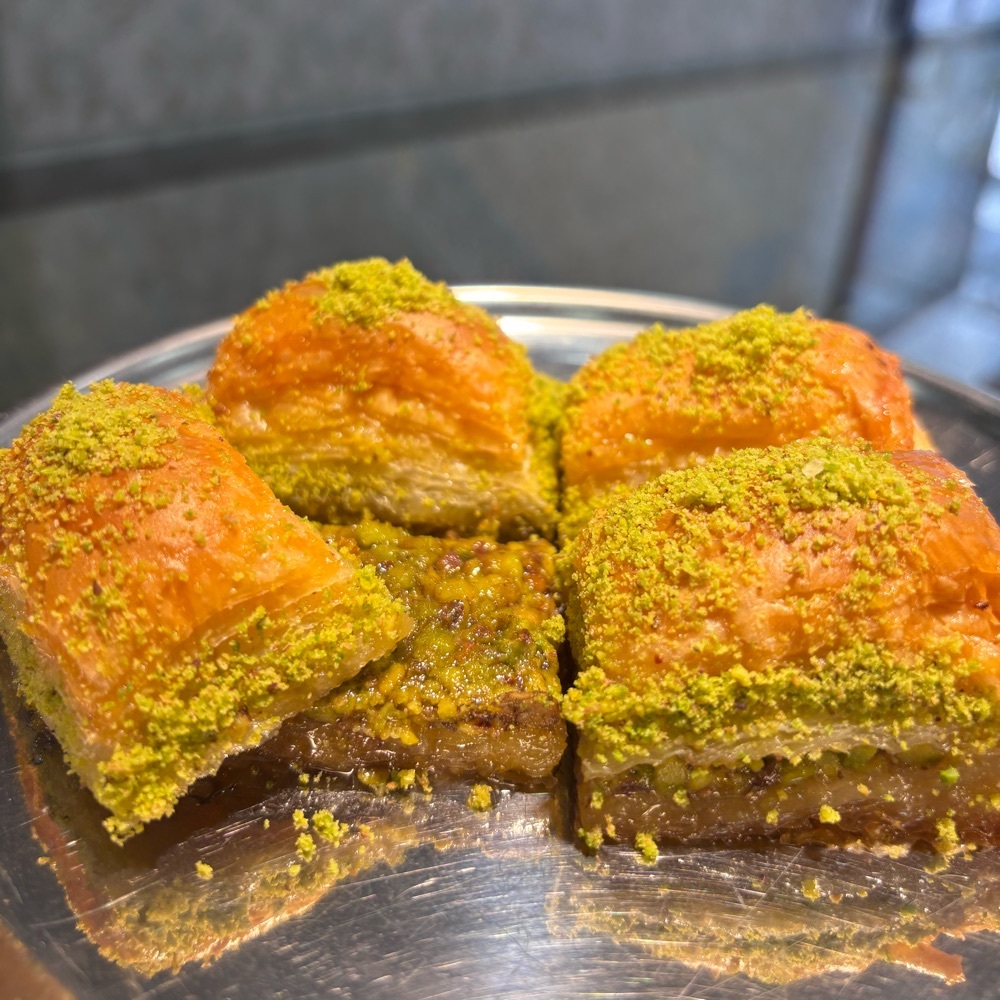 Tereyağlı Fıstıklı Baklava (1 kg)