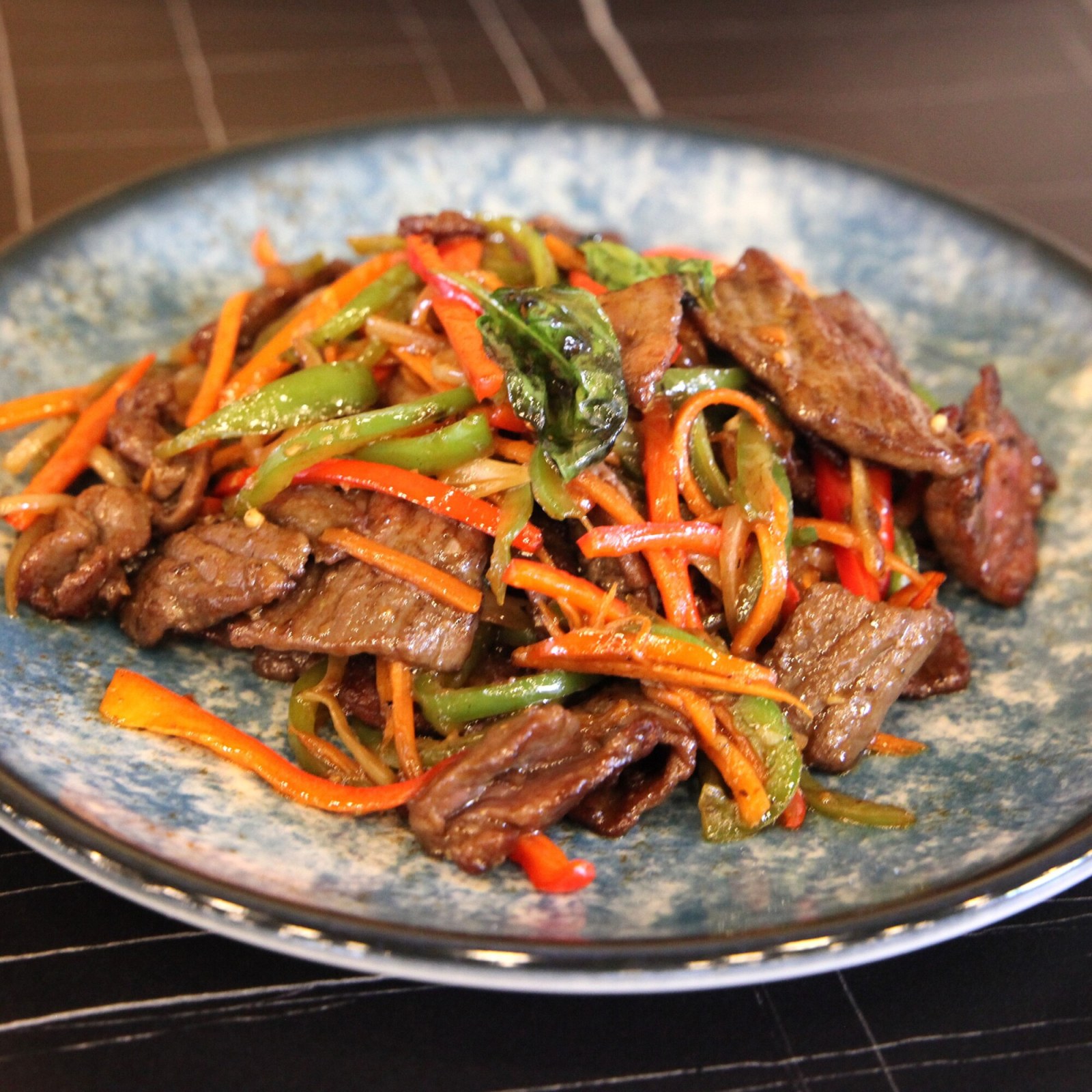 Fesleğenli Dana Eti (Beef with Basil)