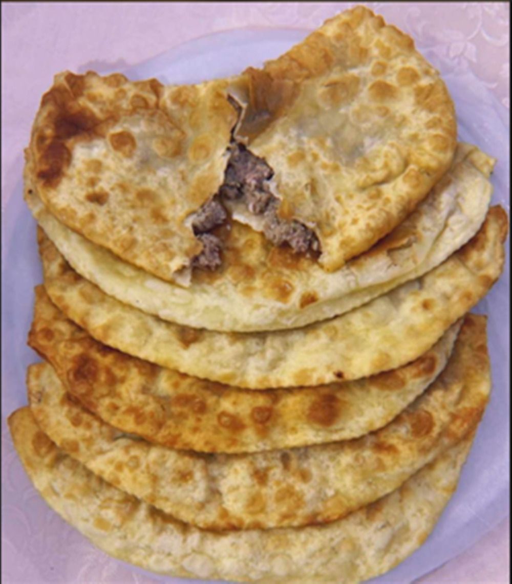 2 Adet Kıymalı Çi Börek