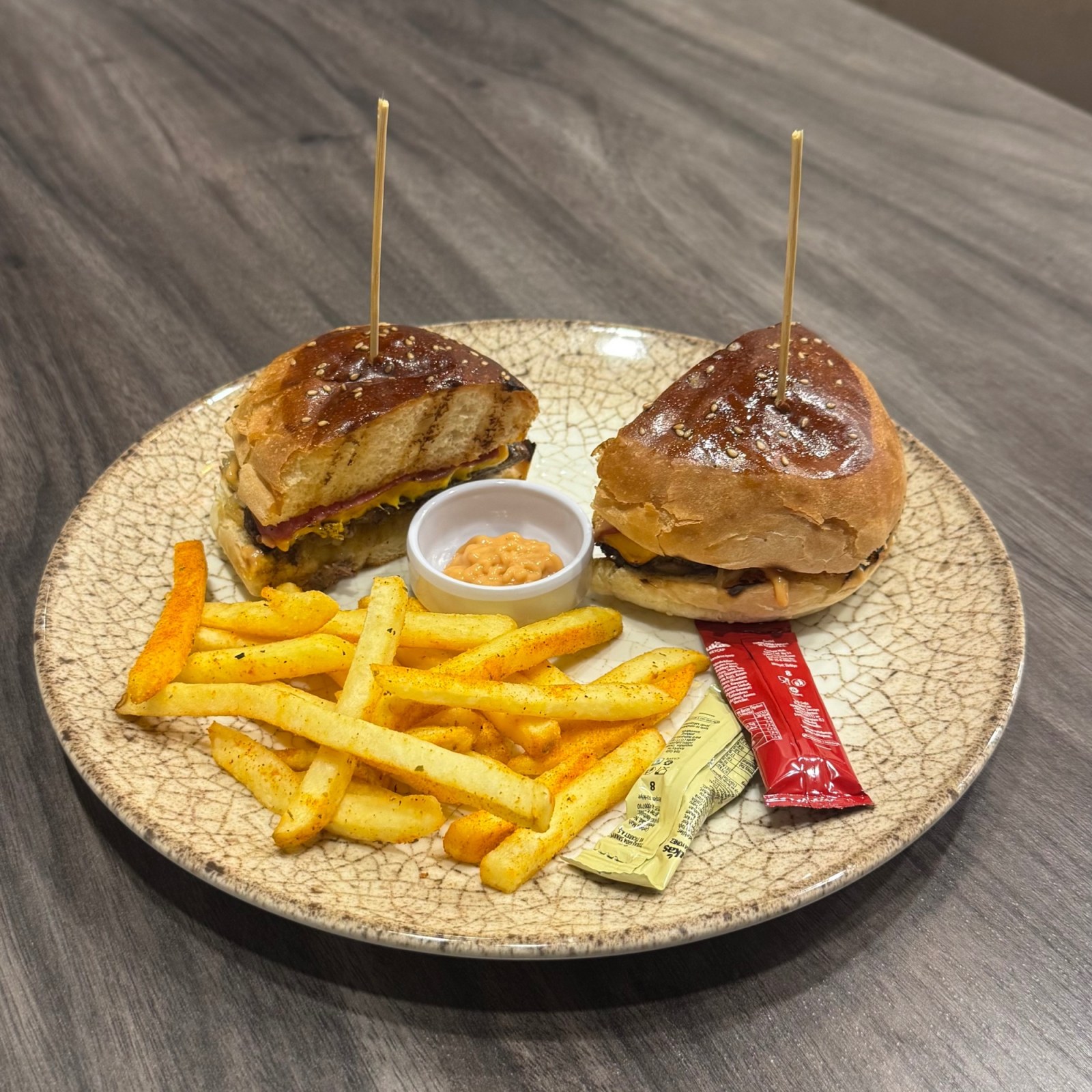Steak Burger + Patates Kızartması