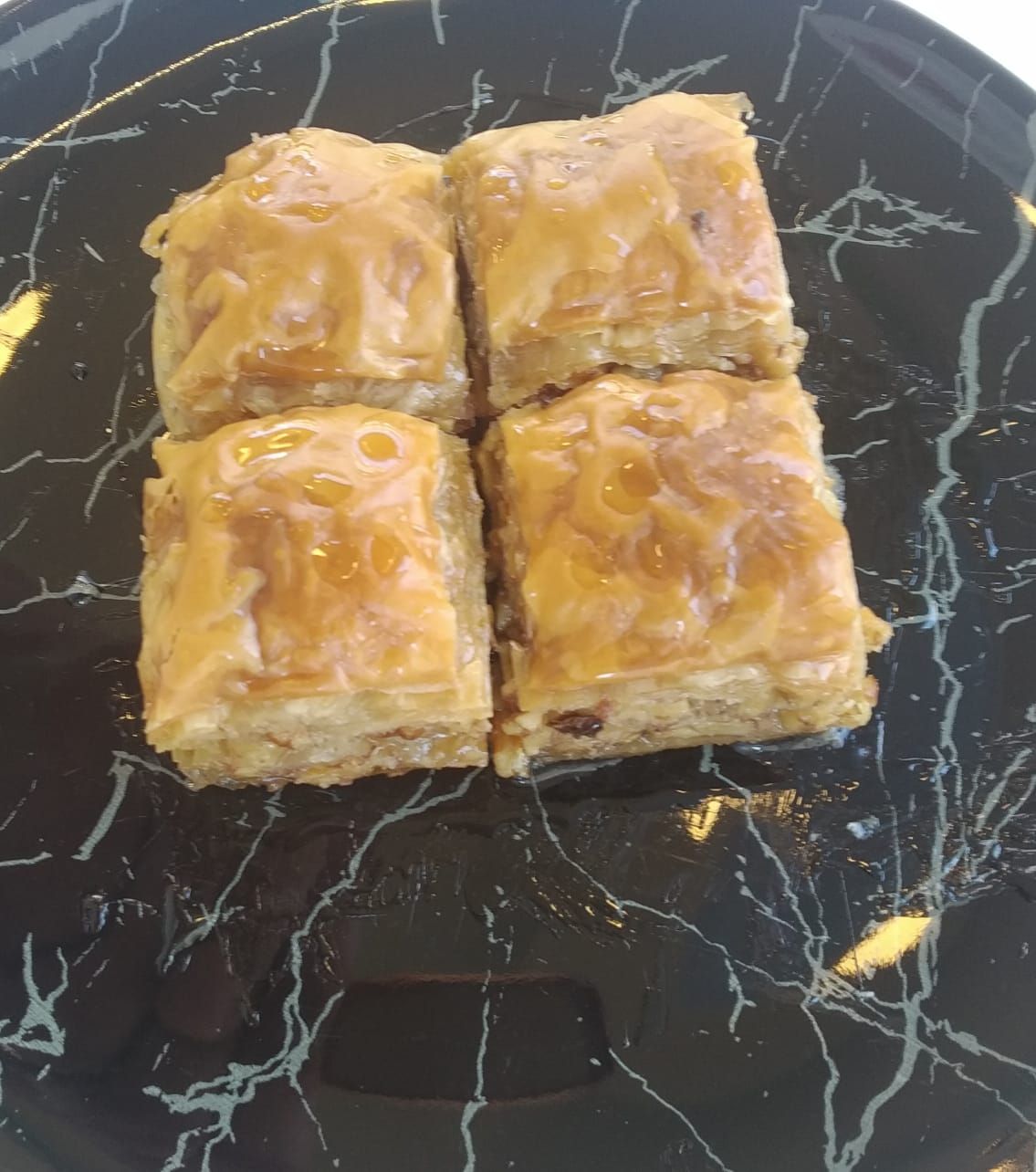 Kare Cevizli Ev Baklavası (750 gr.)