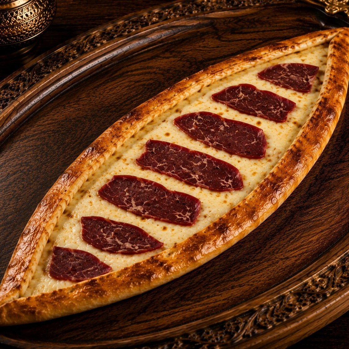 Pastırmalı Kaşarlı Pide