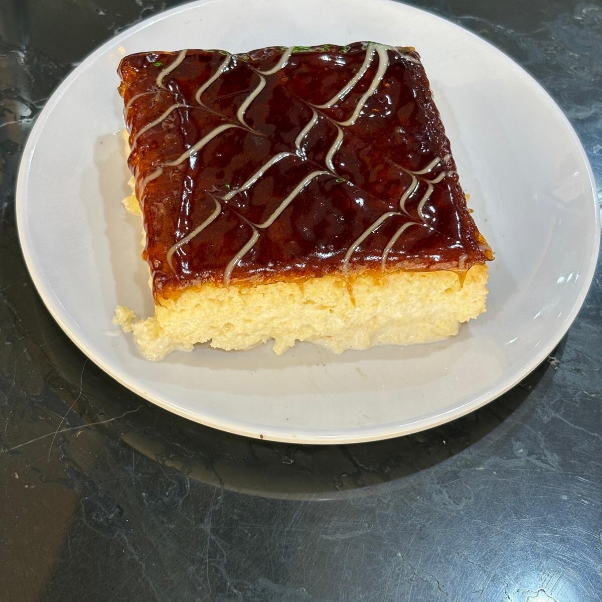 Karamelli Trileçe