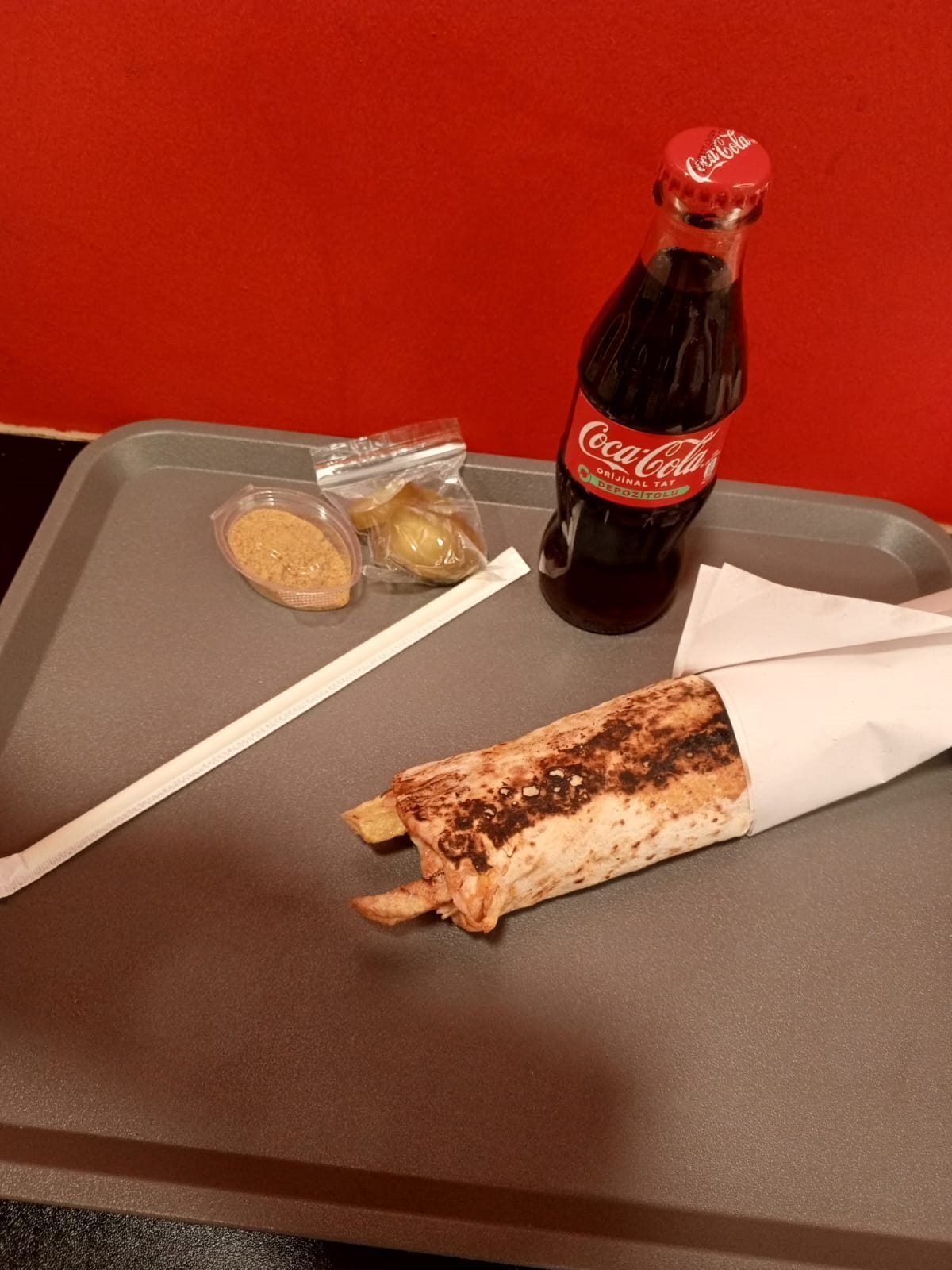 Bazuka Soslu Döner şişe Kola Menü